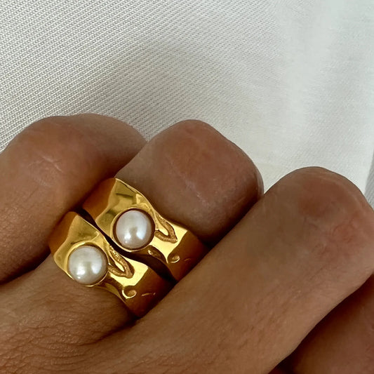 18K Gold Plated Chunky Pearl Ring
